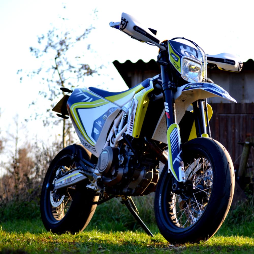 Husqvarna 701 Dekor Kit Graphics 2017-