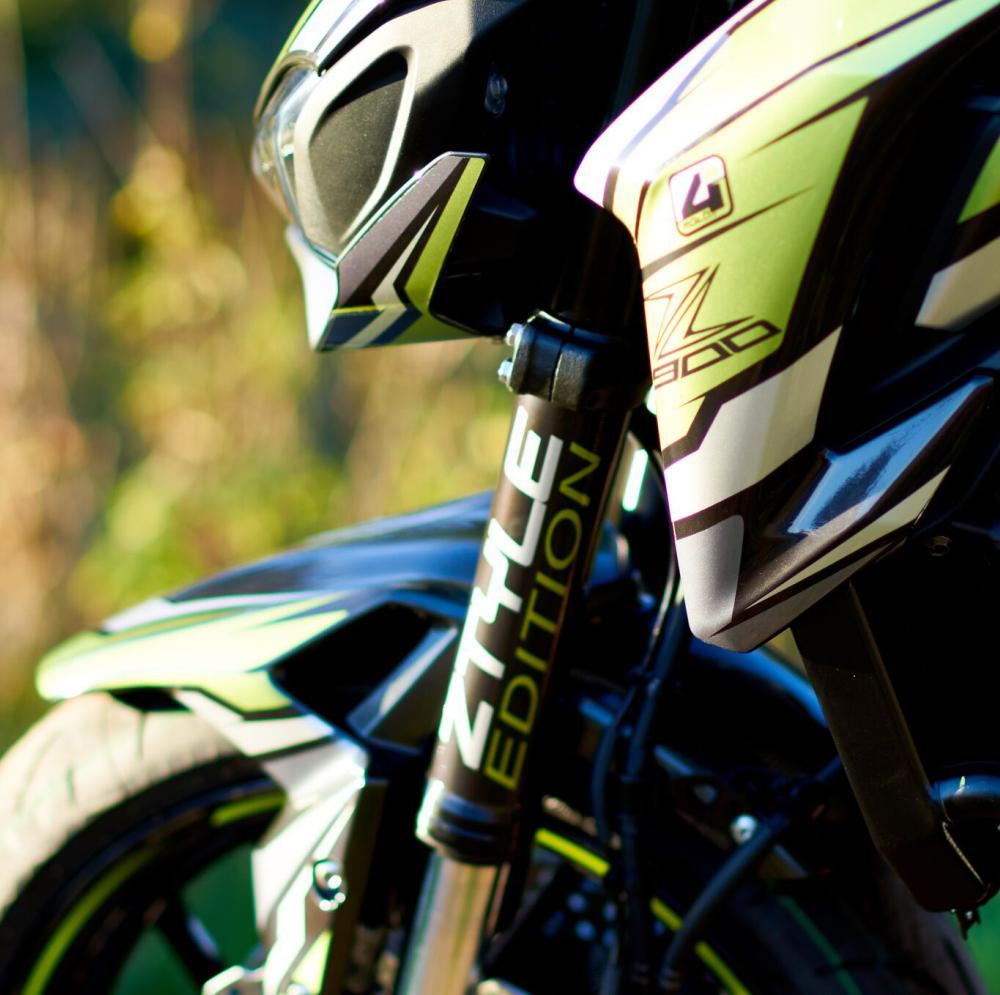 Kawasaki Z900 "ZTYLE - Metalic-Green" 17- 19 Motorcycle Dekor Graphics