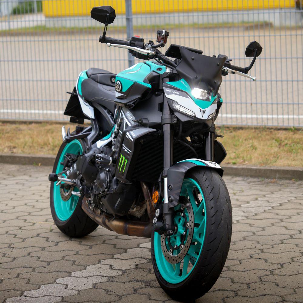 Preview: YAMAHA MT-09 (24 - _) 