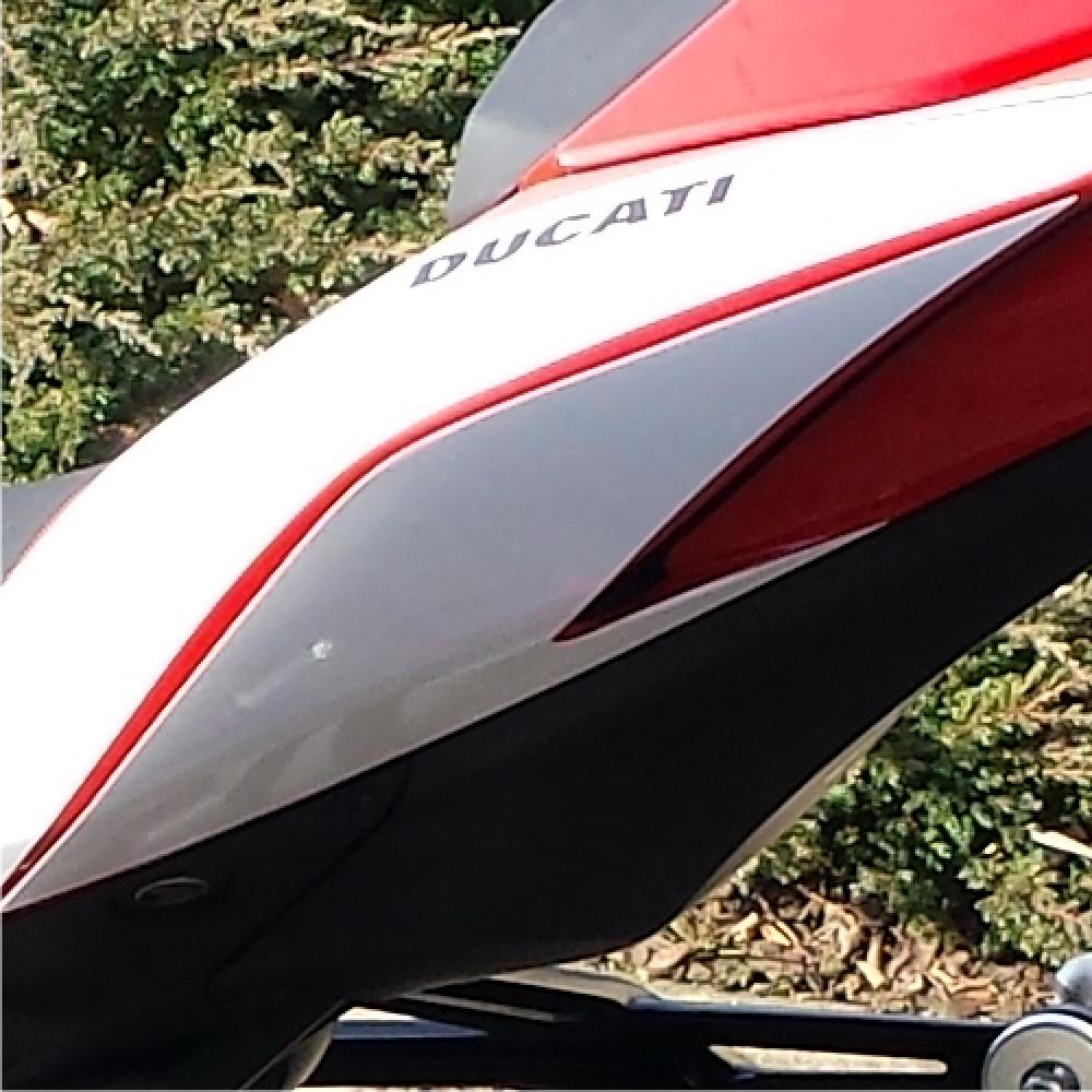 DUCATI Streetfighter 848 ab 2014 Tricolore Dekor Stickerkit