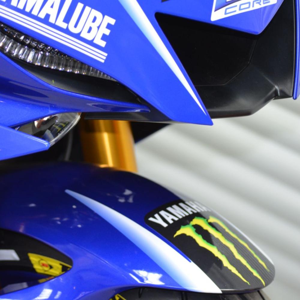 YAMAHA YZF-R6 17- "Rossi Replica" Dekor Stickerkit Graphics