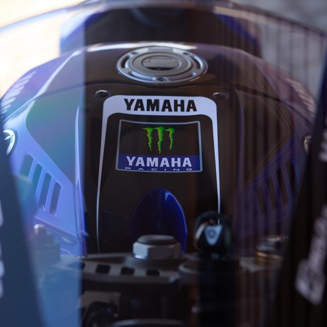 YAMAHA R9 (25-26) "MotoGP Replica" Dekor Stickerkit