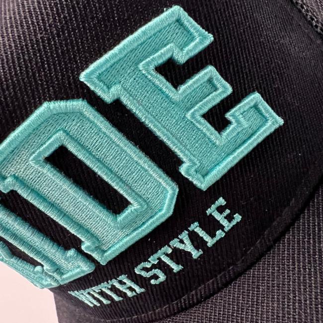 4moto "RIDE" Classic Trucker Cap Schwarz