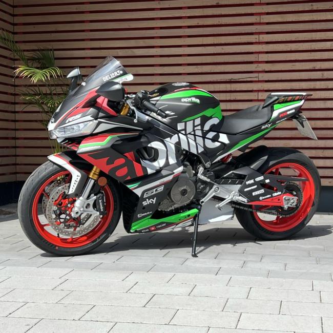Aprilia RS 660 (24-_) "2Face Tricolore" Graphics