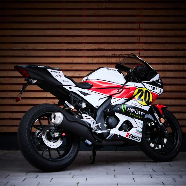 YAMAHA R125 (23-_) "SILVERSTONE 2024" Dekor Stickerkit