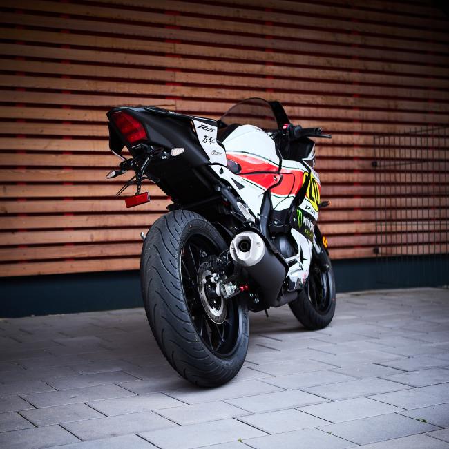 YAMAHA R125 (23-_) "SILVERSTONE 2024" Dekor Stickerkit