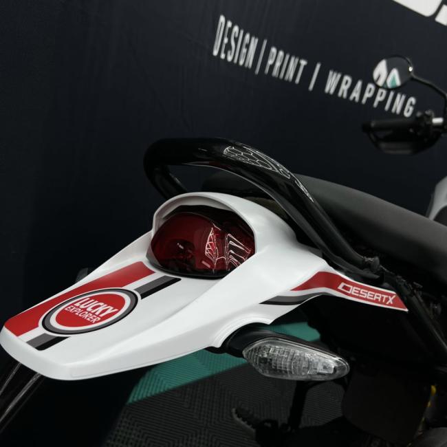 DUCATI Desert X (22-_) "LUCKY-EXPLORER" Dekor Stickerkit