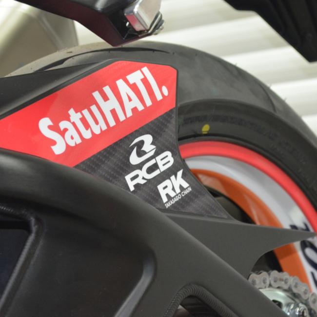 HONDA CBR 1000 RR-R (20-23) "REPSOL" Graphics Stickerkit HONDA CBR 1000 RR-R (20-23) "REPSOL" Graphics Stickerkit