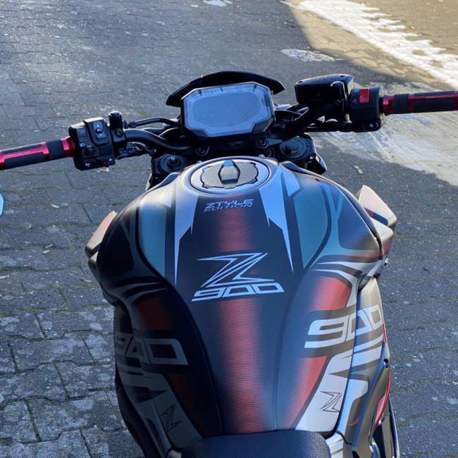 Kawasaki Z900 "ZTYLE - Metalic Red" 20-24 Motorcycle Dekor Graphics