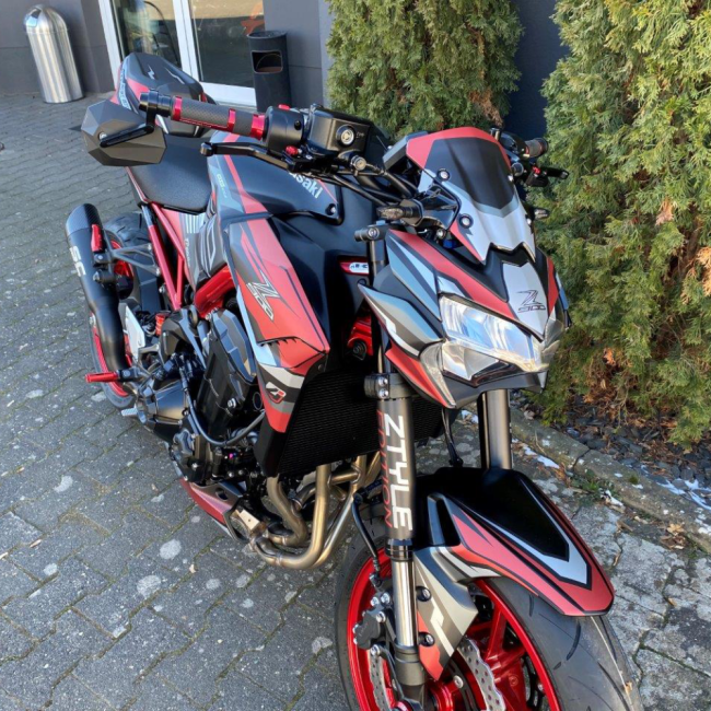 Kawasaki Z900 "ZTYLE - Metalic Red" 20-24 Motorcycle Dekor Graphics